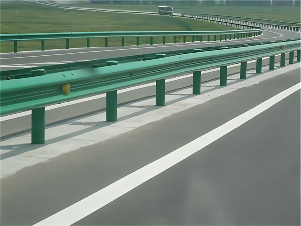 深圳波形梁护栏在高速公路的应用